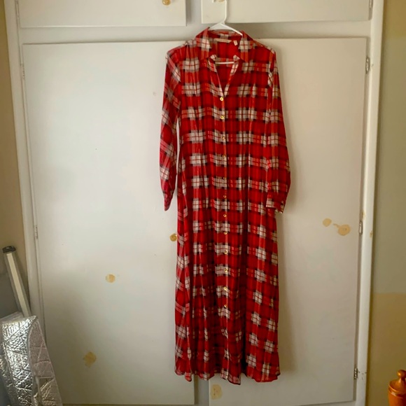 Dress - Picture 1 of 3